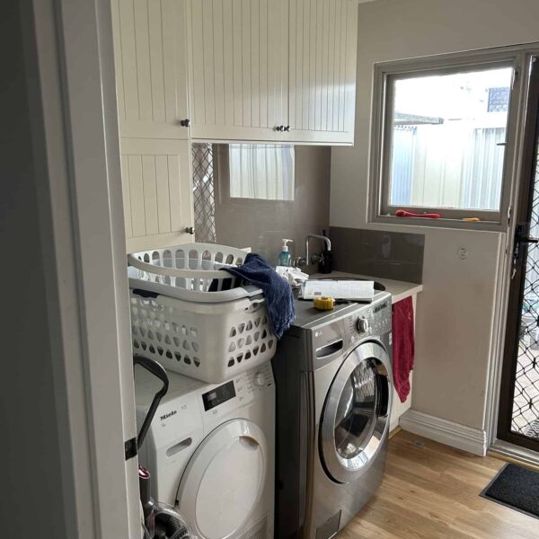 Beatricve Avenue, Shelley-Laundry-before