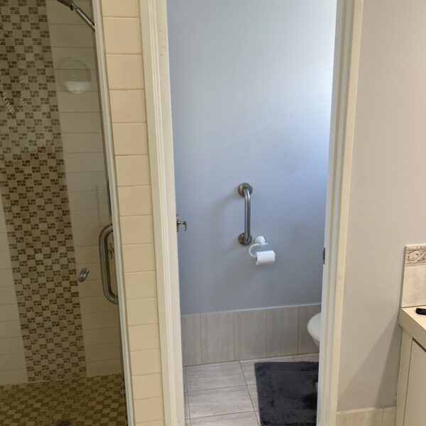 McCrea Pass, Canning Vale - Bathroom