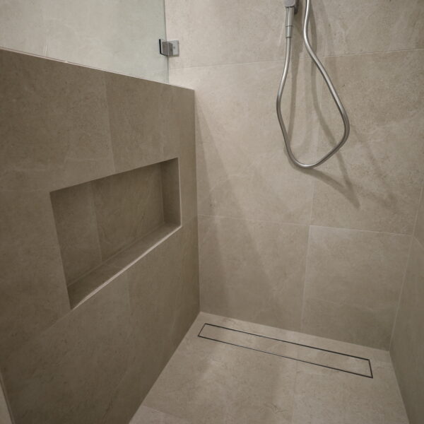 bathroom renovation kersey way carine